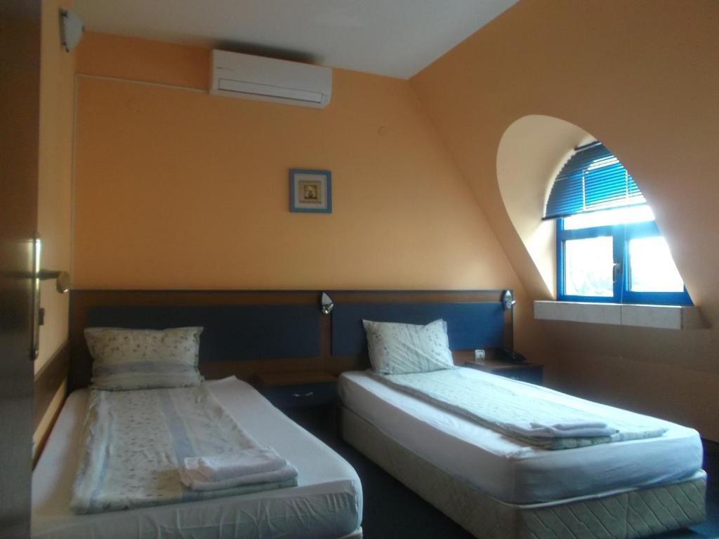 Fenix Family Hotel 3*